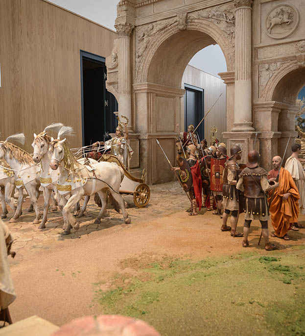 L’Arco di Costantino di Roma si realizzò per ricordare la vittoria di Constantino I il Grande nella battaglia di Ponte Milvio