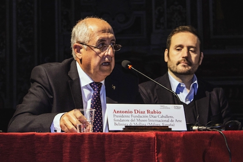 Antonio Díaz ponencia congreso Nápoles